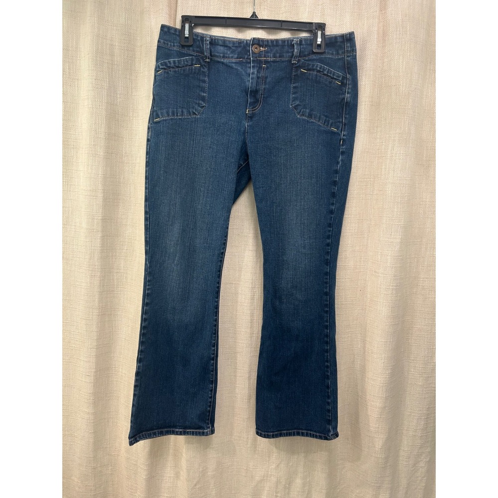 Signature by Levi Strauss Womens Size 16 Stretch Patch Pocket Bootcut Jeans Blue
